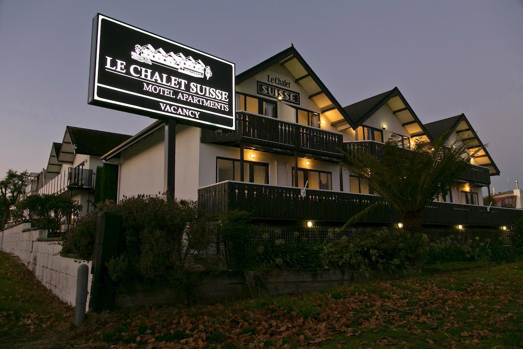 Le Chalet Suisse Motel אגם טאופו מראה חיצוני תמונה